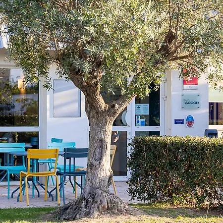 فندق Ibis Budget Aeroport - A61 قرقشونه