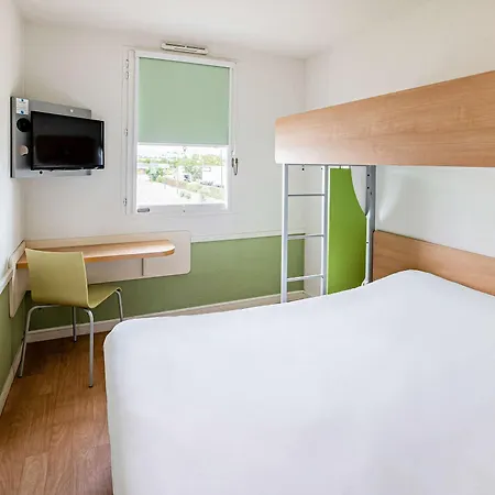 Готель Ibis Budget Aeroport - A61 2*