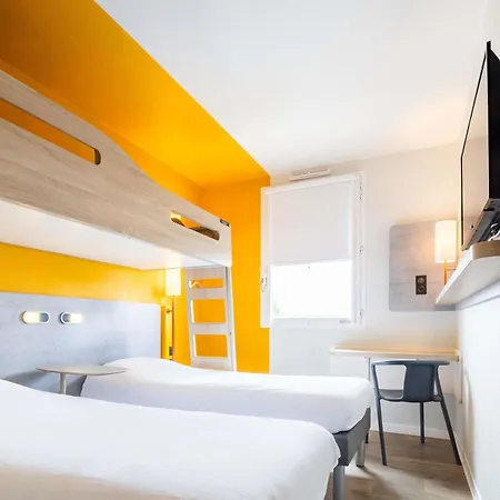 Ibis Budget Aeroport - A61 فندق