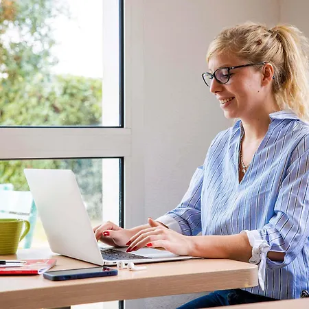 Hotel Ibis Budget Aéroport - A61