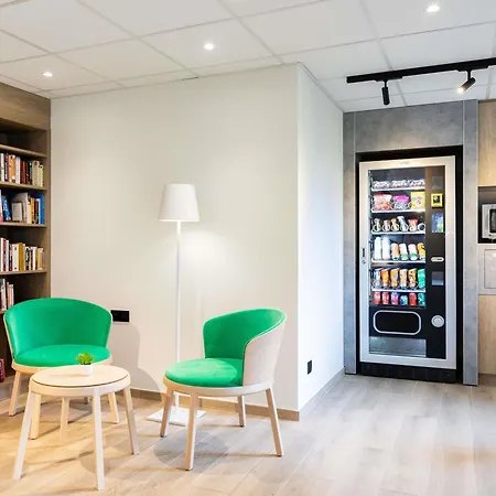 Ibis Budget Aeroport - A61 מלון 2*