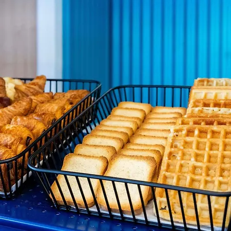 Ibis Budget Aeroport - A61 קרקסון