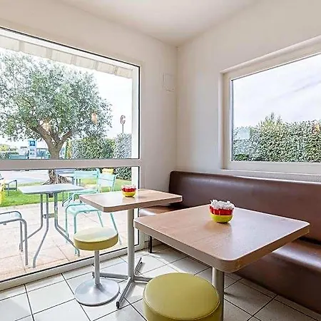 Hotel Ibis Budget Aeroport - A61 Carcassonne