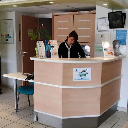 Готель Ibis Budget Aeroport - A61