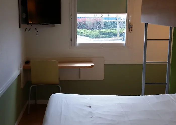 Hotel Ibis Budget Aeroport - A61